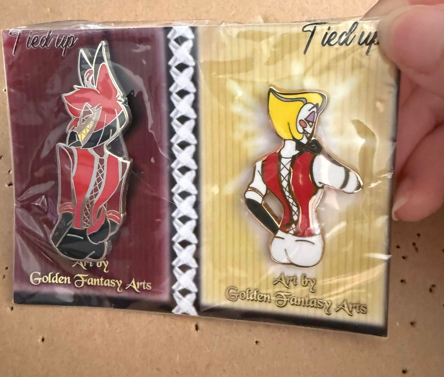Pin club exclusive de-stash