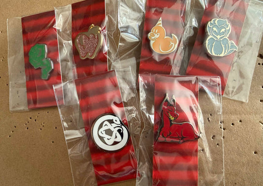 Pin club exclusive de-stash